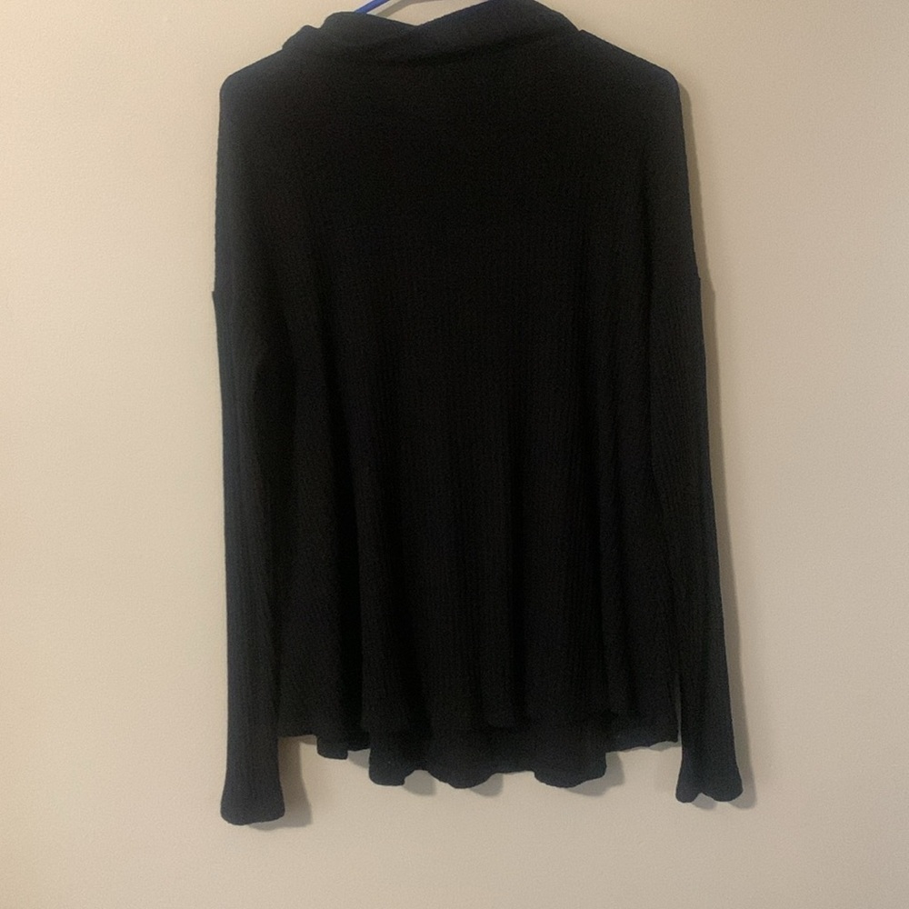 Cupio oversized ribbed black mock/cowl neck lightweight sweater size md EUC - Picture 4 of 4